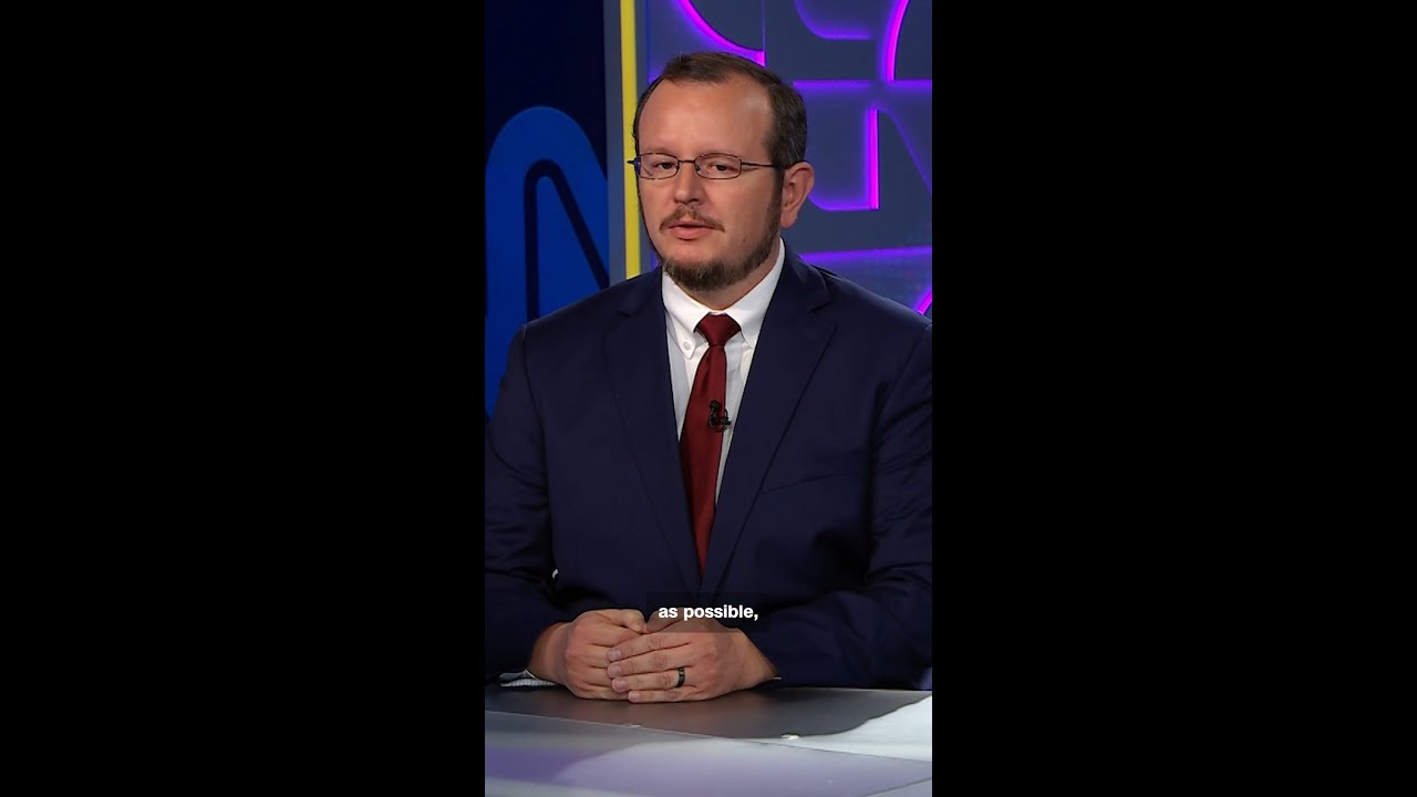 Whistleblower criticizes ICE agent training