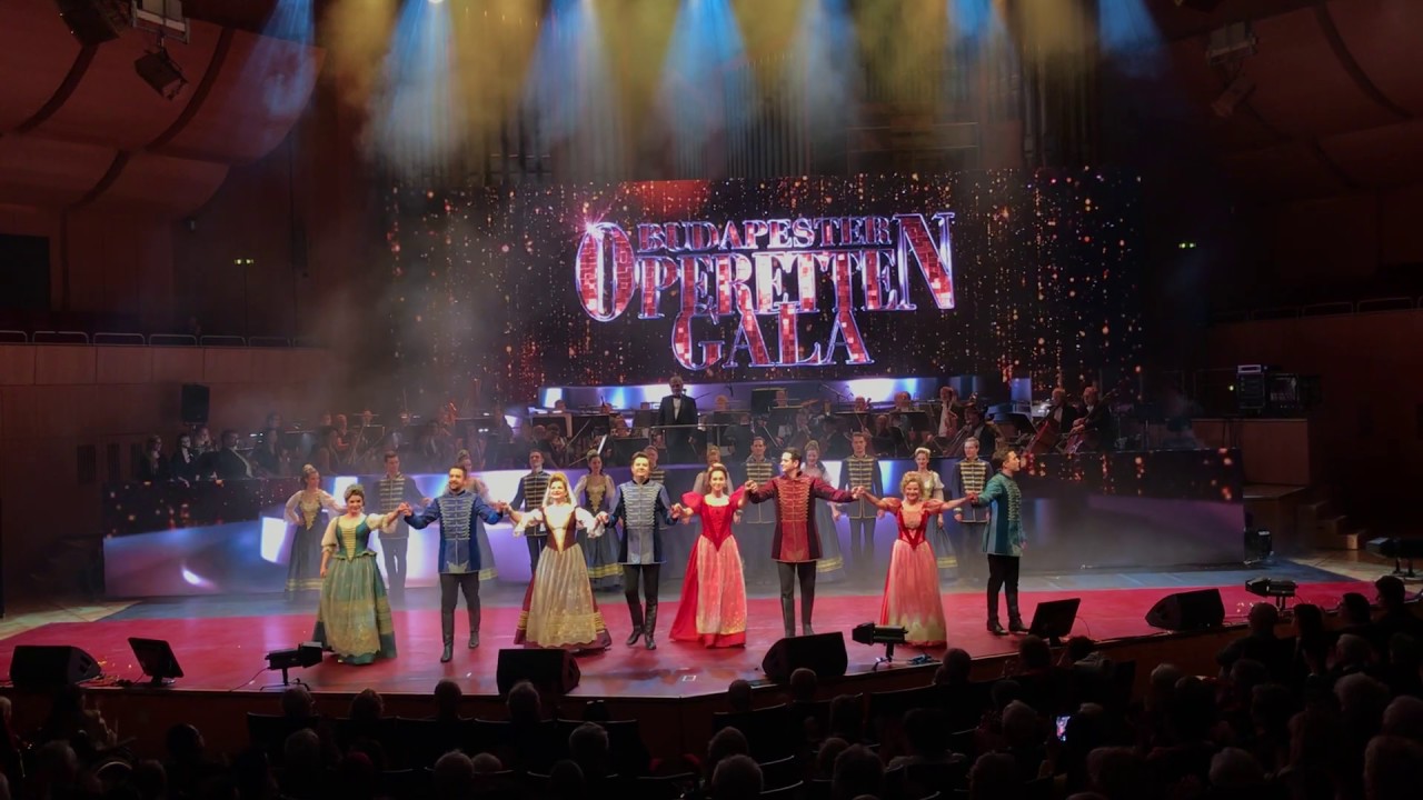 Braunes Mädel von der Puszta - Final song of Budapester Operettengala in Munich