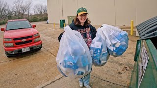 Dumpster Diving at Stores! We Find Candy, Food, and Get Oreo Obsessed!