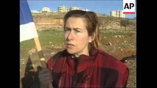 ISRAEL: ISRAELI CABINET DECIDE ON WEST BANK WITHDRAWALS
