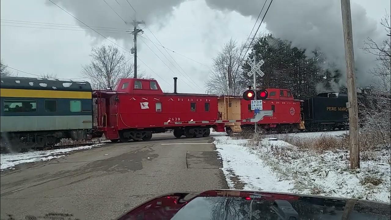 Polar Express on West King St. Owosso, Mi YouTube