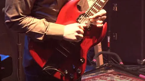 Jaw dropping Derek solo, Allman Brothers "The Sky Is Crying" Boston, MA 12/3/2011