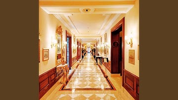 Pulsating Jazz Saxophone - Vibe for Breezy March