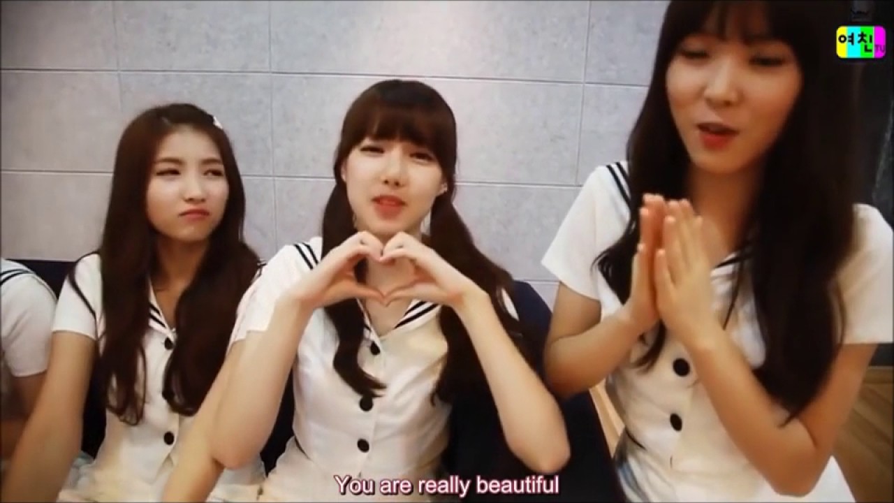 GFRIEND and SNSD moments