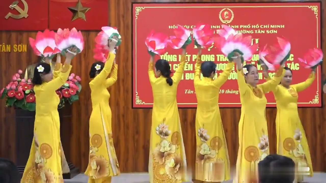 Dấu chân phía trước Hợp ca hát múa đội VN lên khu phố 9;10;11 phường Tân Sơn tpHCM