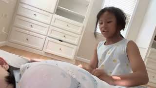 Cindy gave mom a fun massage 20220828