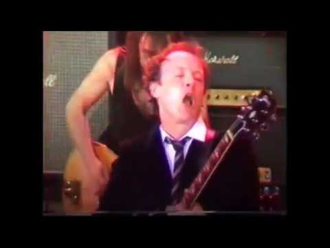 AC/DC - What's next to the moon (Berlin 2003)