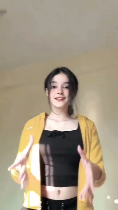pink girl viral video link?