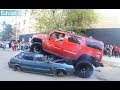 HUMMER и УАЗ давят, переезжают авто. Перетягивание Range vs Chevrolet Suburban vs Hummer. Тюнинг шоу