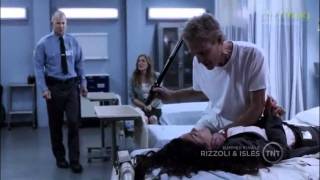 Rizzoli & Isles S02E10 Hoyt & Rizzoli fighting scene HD