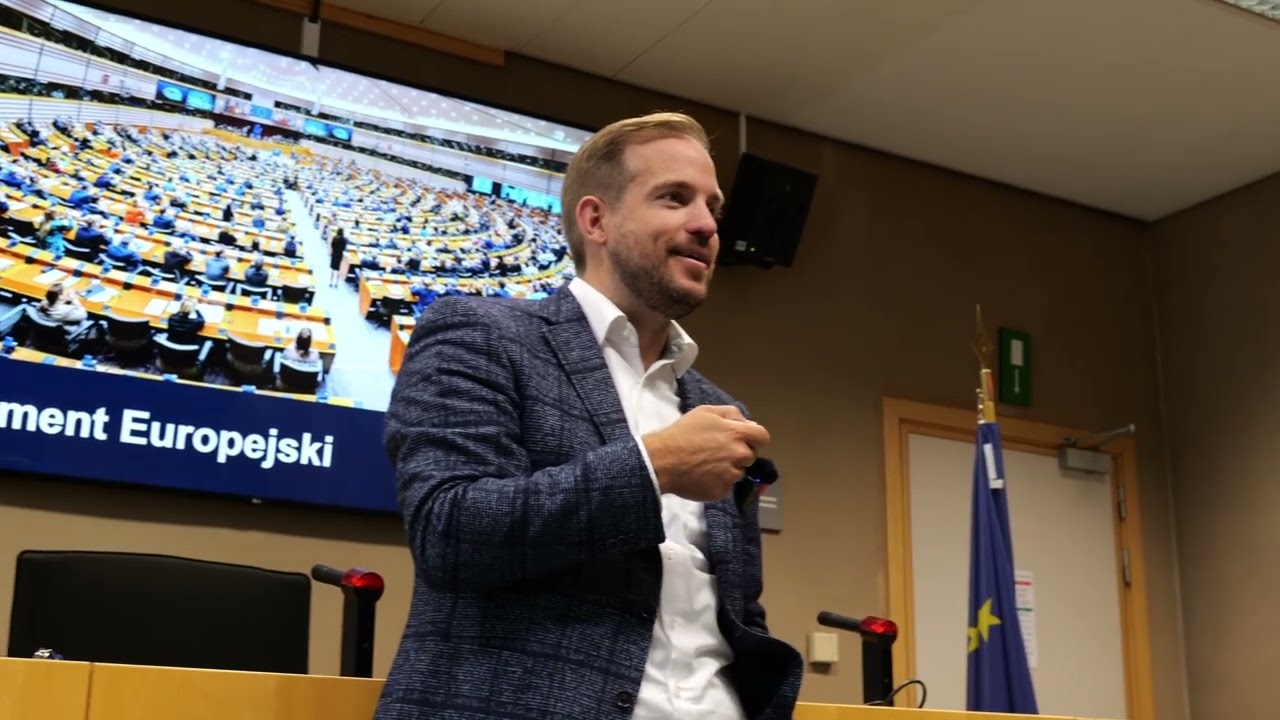 Talk with the Dutch member of the European Parliament for the Christian Democratic Appeal (CDA)