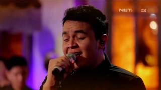 Pongki Barata ft Tulus - Seribu Tahun Lamanya (Live at Music Everywhere) **