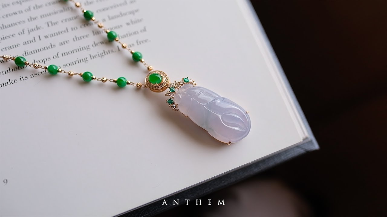 Ice purple jade flower pendant 極上のラベンダー翡翠花の彫刻