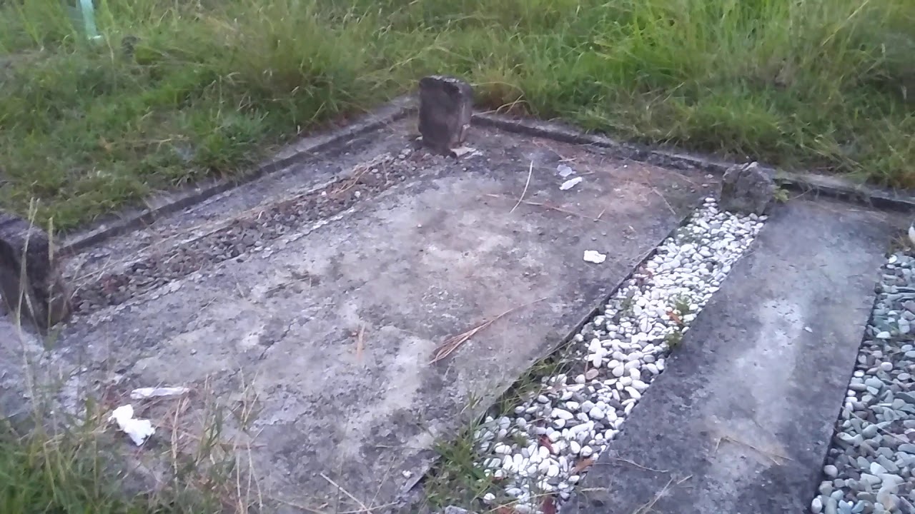Makam Kh Faqih Maskumambang Dukun Gresik Youtube