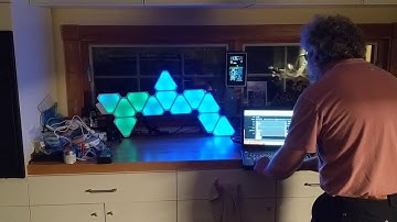 DIY 3d-printed Nanoleaf style panels.