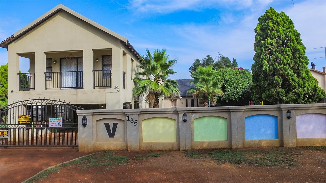 3 Bedroom House for sale in Gauteng West Rand Randfontein