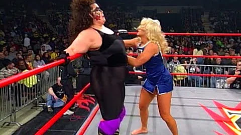 (720pHD): WCW Nitro 02/14/00 - Mona vs. Rhonda Sin...
