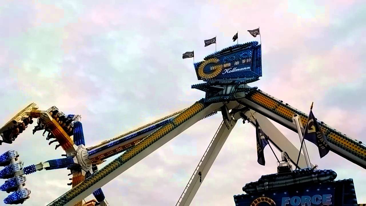 Fahrgeschäft "G-Force" in Gera