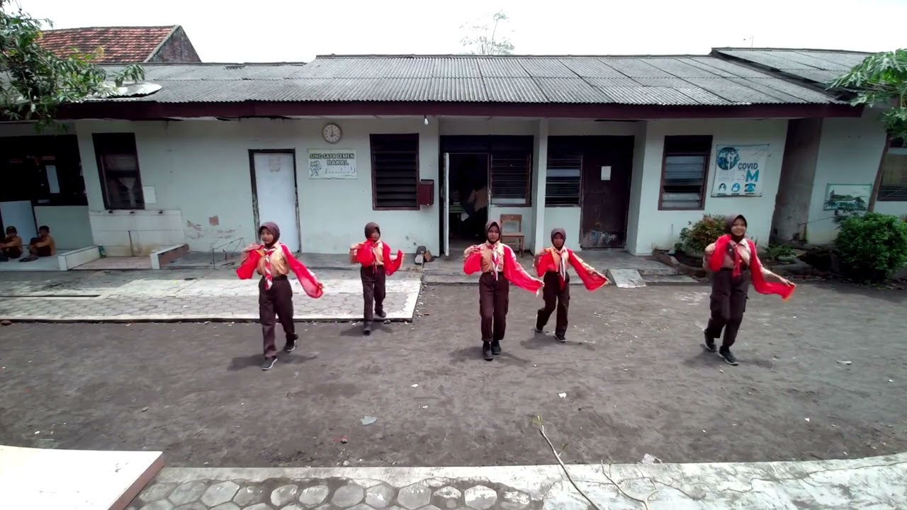 Tari Mojang Priangan_SDN Karangbendo 04