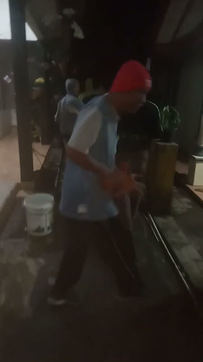 duka kasurupan naon yeu manusia..😅😅😅