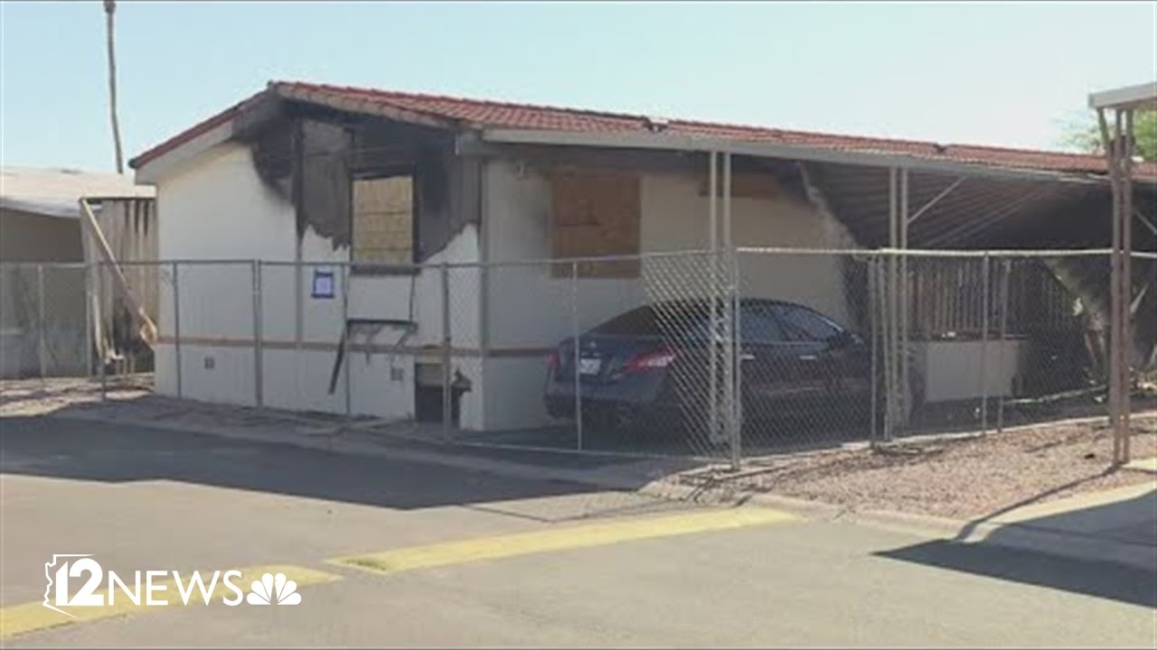 Dramatic new video shows deadly Tempe mobile home fire - YouTube