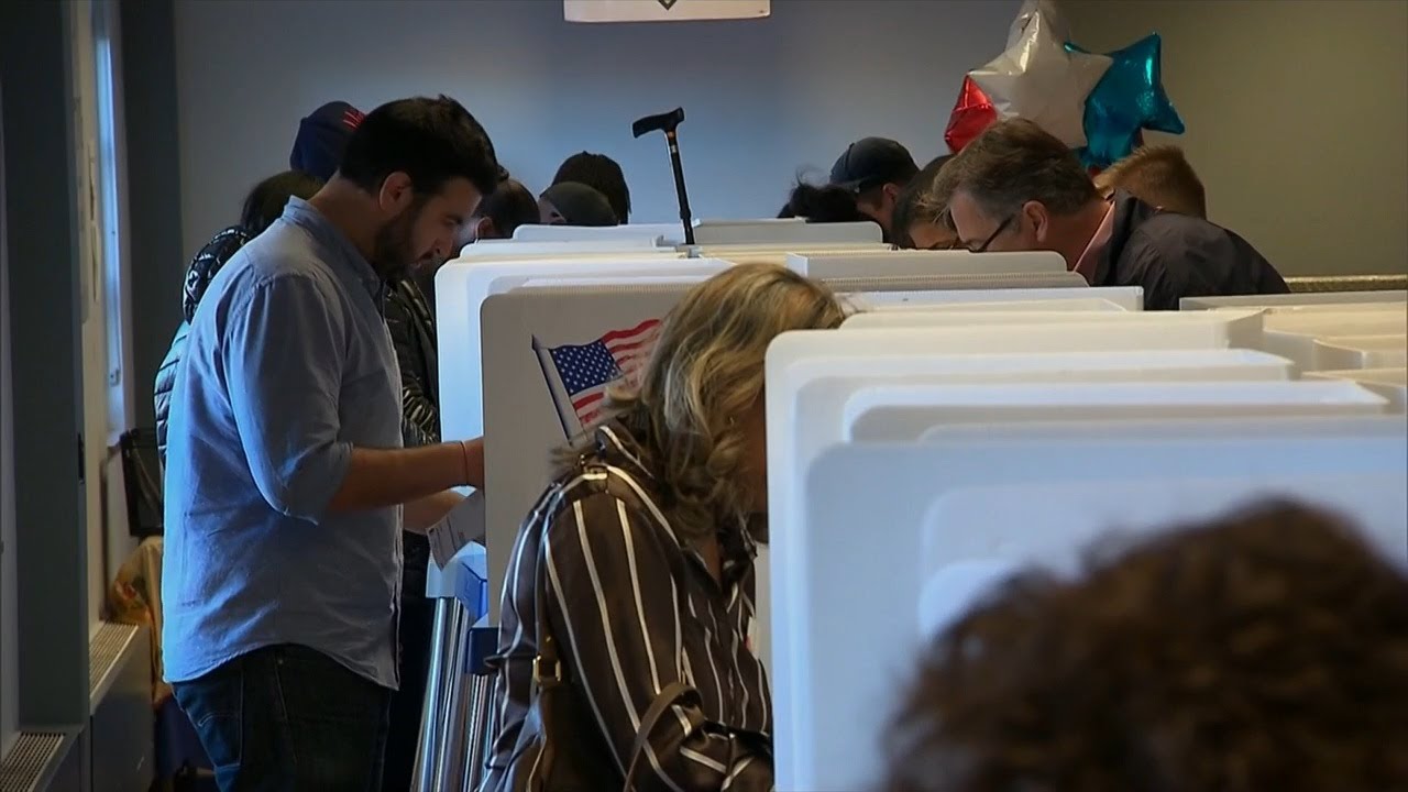 Voters flocked to the polls for Georgia Senate Runoff Election - YouTube