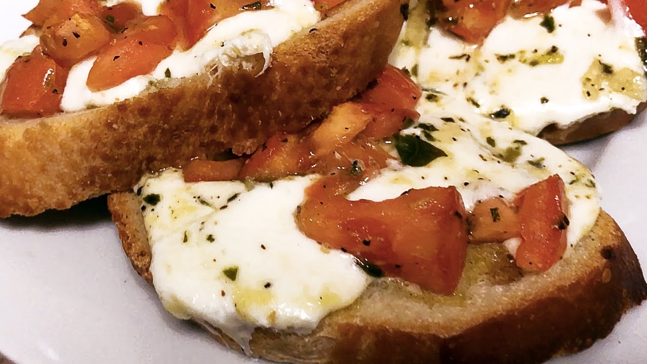 BRUSCHETTA WITH FRESH MOZZARELLA
