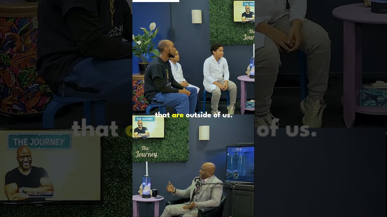 Astronomy students discuss the controversy of exoplanets 