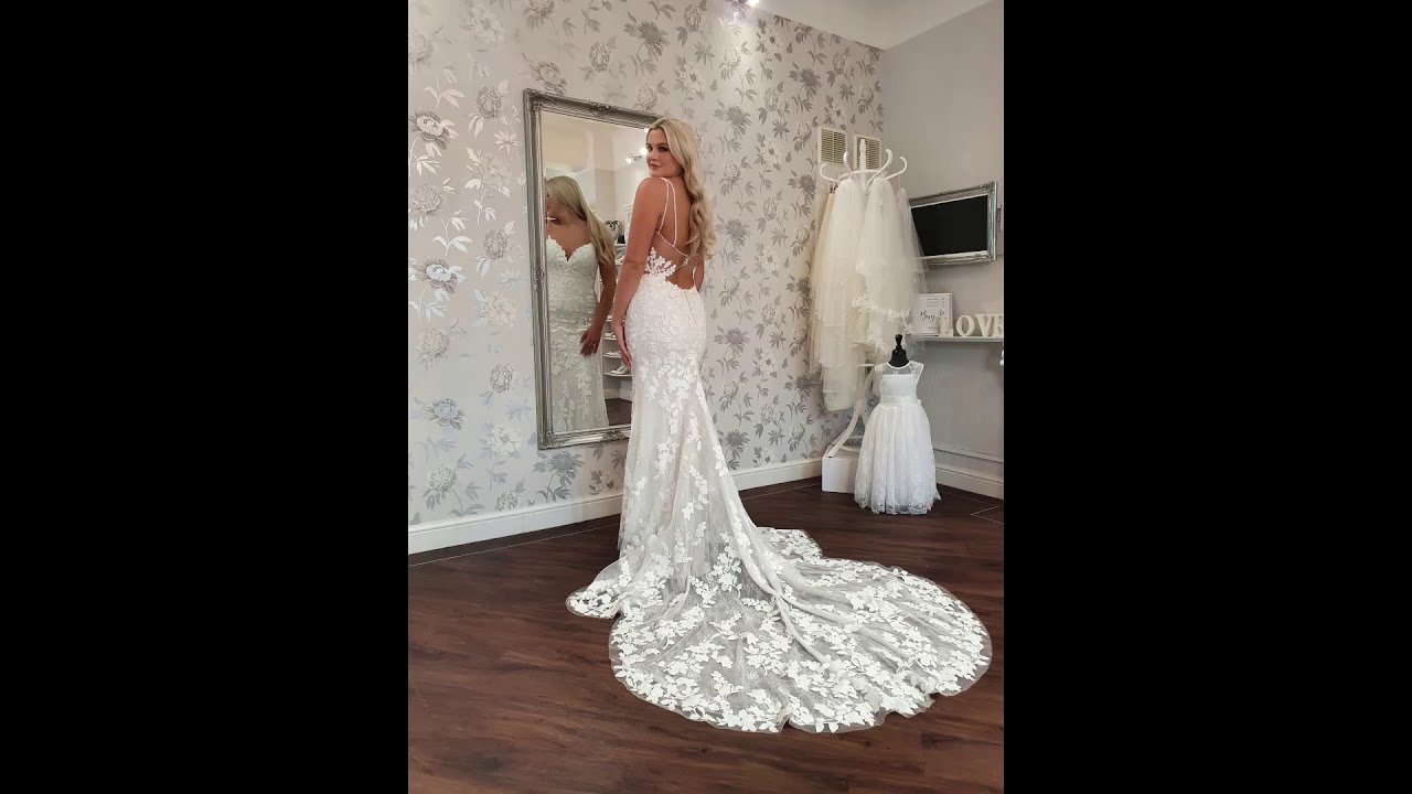Morilee Suri wedding dress try on!