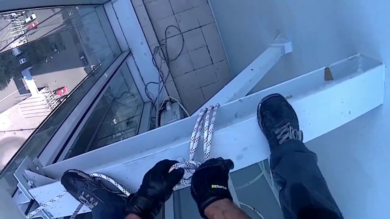 EXPERT ALPIN SOLUTIONS SRL - alpinism utilitar Bucuresti - spalat fatade Bucuresti