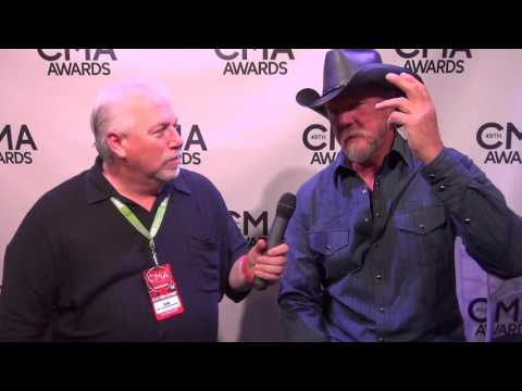 WKML Trace Adkins live from the 2015 Country Music Awards