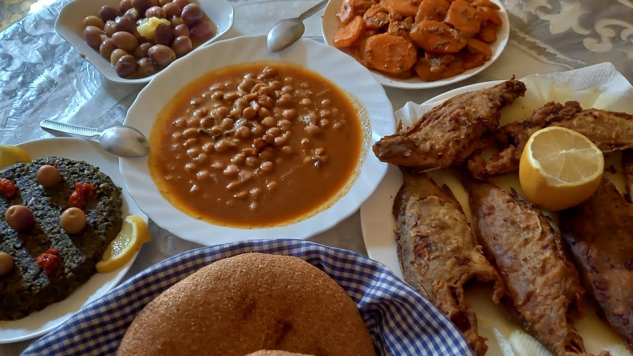 شاركت معاكوم غديوتي المتواضعة 😍 و طريقتي فطياب المقبلات المغربية بالشرمولة الأصيلة 🇲🇦 كيجيو بنان 😋