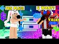 CRAZY Gold Digger CHALLENGES Me For My Items... (ROBLOX FUNKY FRIDAY)