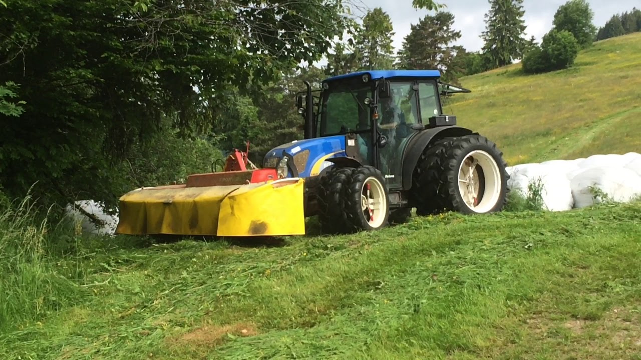 Erster Schnitt 2020 mit New Holland T4020 Pöttinger Alpin 261 Reform Muli 575 G SL Steyr 658