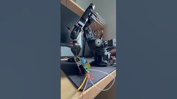 Another crazy demo of my arm 😮‍💨😮‍💨🐐 #3dprinting #arduinorobot #robotic #3dprinted #robotics