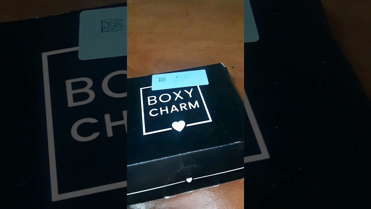 Unboxing BoxyCharm.  