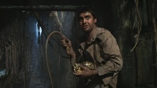 Great scene from steven spielberg's raiders of the lost ark with
harrison ford and alfred molina !