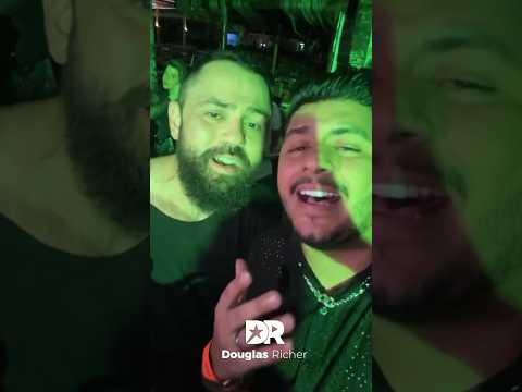 Matheus Lira canta com Jorge e Matheus nos bastidores de show na Paraíba