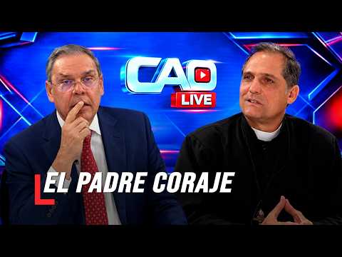 Cao, en emotiva entrevista con el sacerdote Castor, de Camaguey.