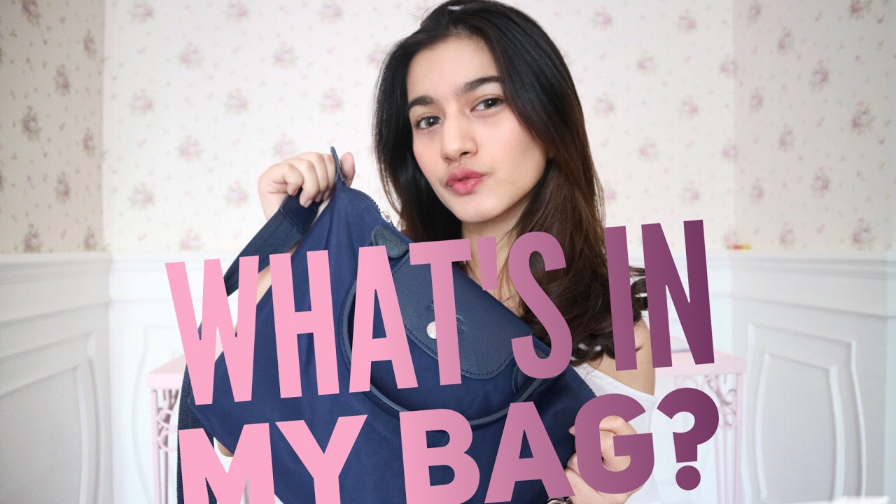 WHAT'S IN MY BAG? | NADYA ROSMANIA
