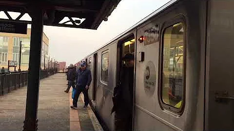 R188 7 Local Trains At 82nd Street Jackson Heights
