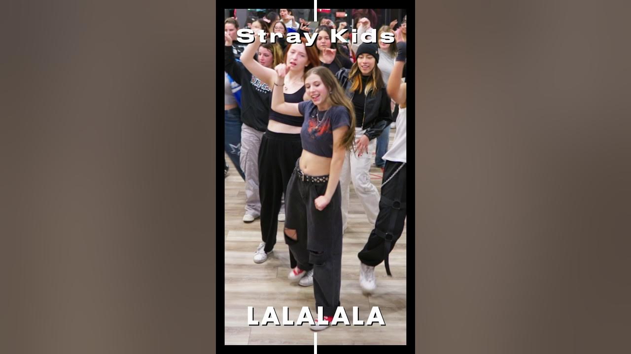 🇺🇸K-pop in public - Stray Kids “LALALALA”! 🇺🇸K-pop in public - Stray Kids “LALALALA”!