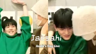 Jaesahi crumbs during Asahi's Day Vlive (Jaehyuk x Asahi)