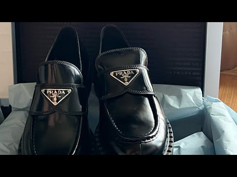 Review Prada Logo brushed leather loafers