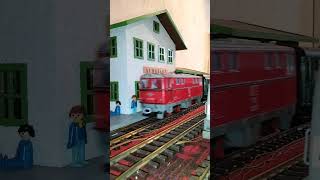 Lgb 2095 Mit Klassischem Öbb Personenzug