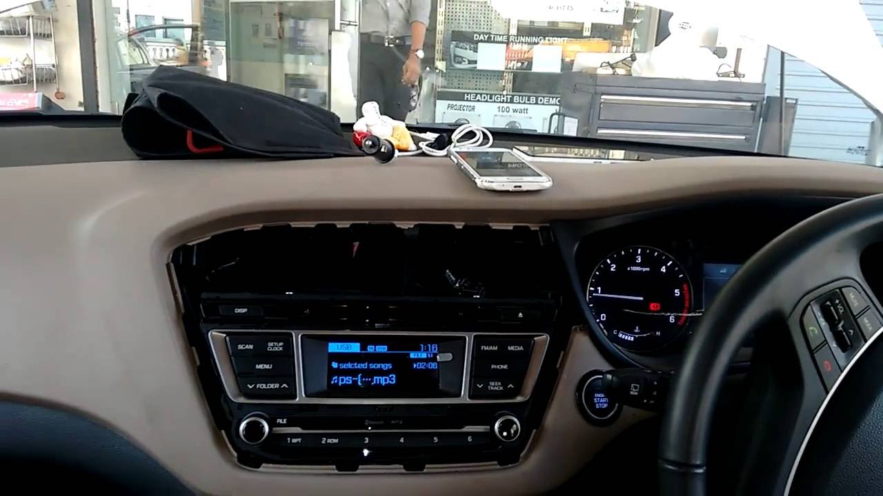 hyundai i20 asta music system price
