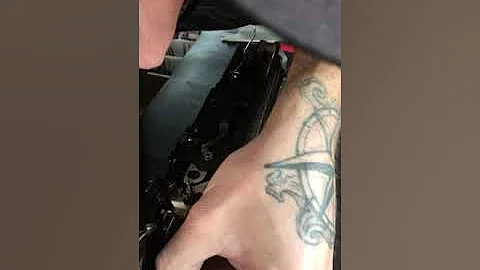 4 Minute Typewriter Drawband Repair