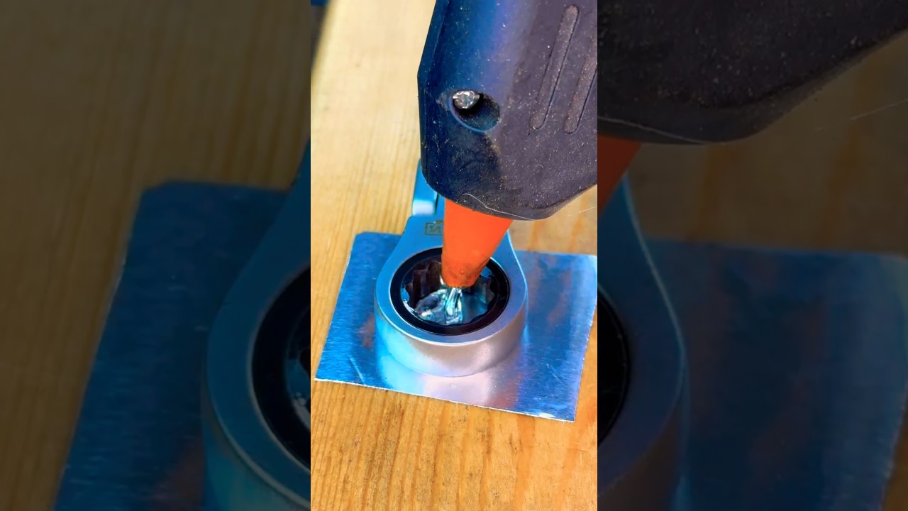 🔶This DIY Tool Is Pure Genius! Hot Glue Hack 
