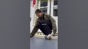 Detachable Roller Skates in Subway 🛼  #Flaneurz #RollerSkating #SkateLife