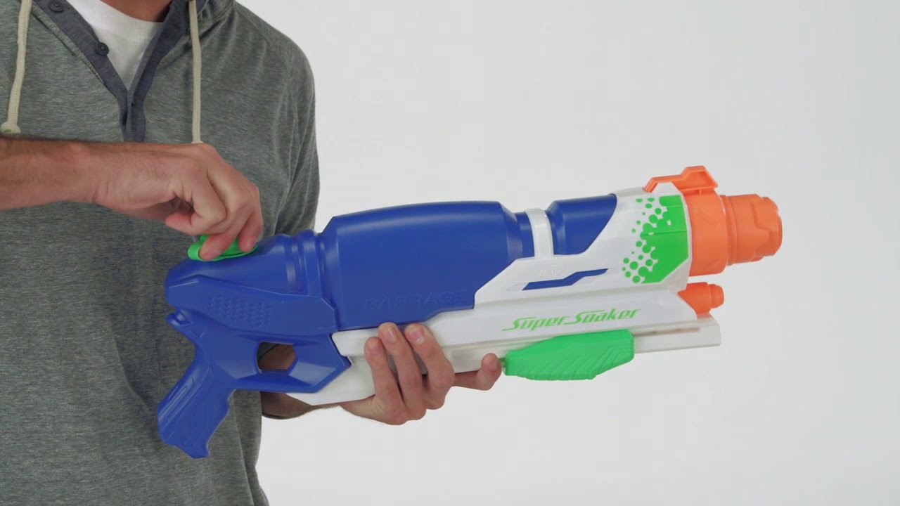 NERF SuperSoaker - Barrage Water Blaster - Demo Video